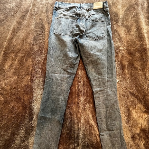 Express distressed jeans - Picture 2 of 4